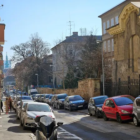 Apartment Location Old Town - Free Parking Pressburg